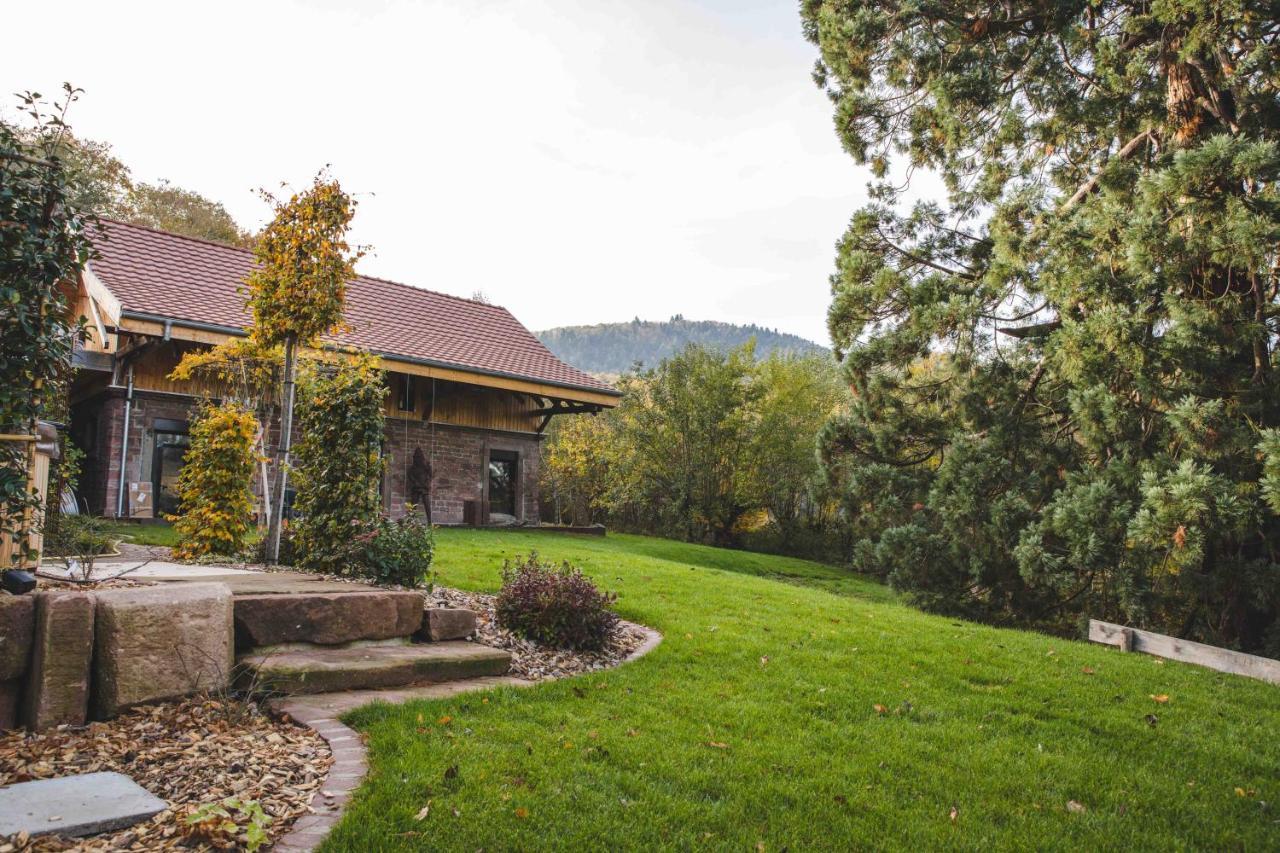 Le Grand Petit Prince - Domaine De Charme - Jacuzzis Privatifs Guebwiller Exterior photo