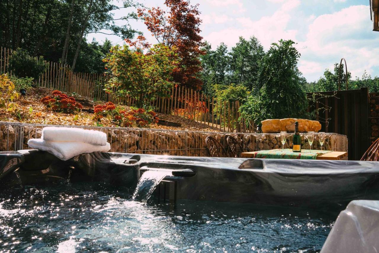 Le Grand Petit Prince - Domaine De Charme - Jacuzzis Privatifs Guebwiller Exterior photo