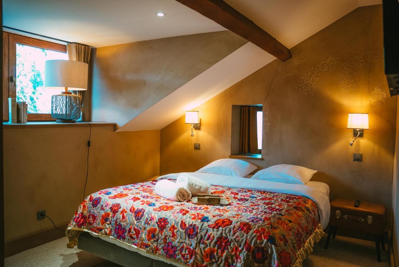 Le Grand Petit Prince - Domaine De Charme - Jacuzzis Privatifs Guebwiller Exterior photo