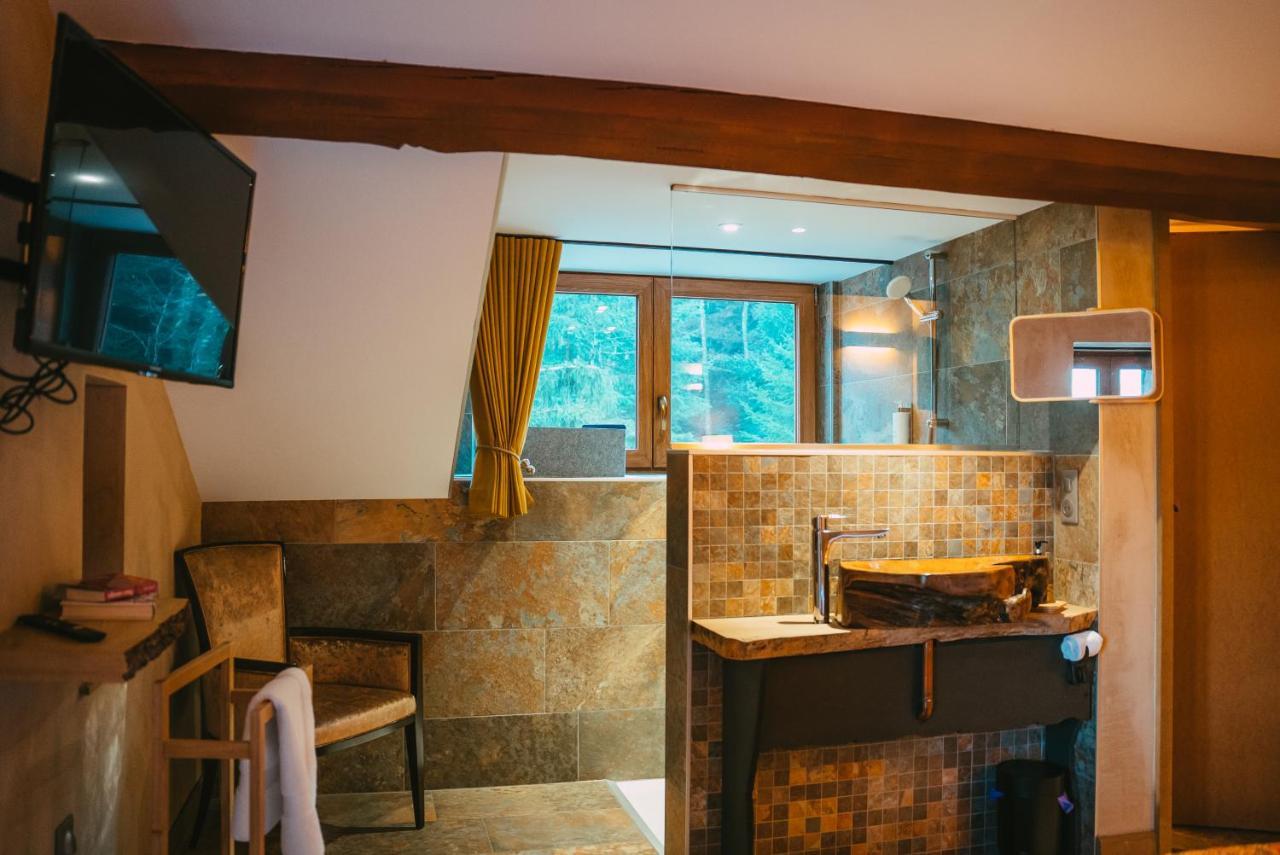 Le Grand Petit Prince - Domaine De Charme - Jacuzzis Privatifs Guebwiller Exterior photo